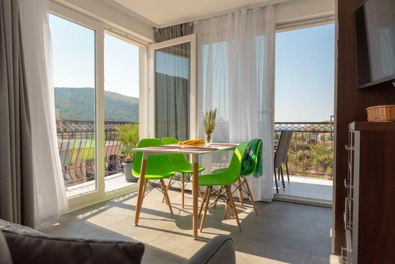 Apartmani Dalmacjia Гребастика Экстерьер фото