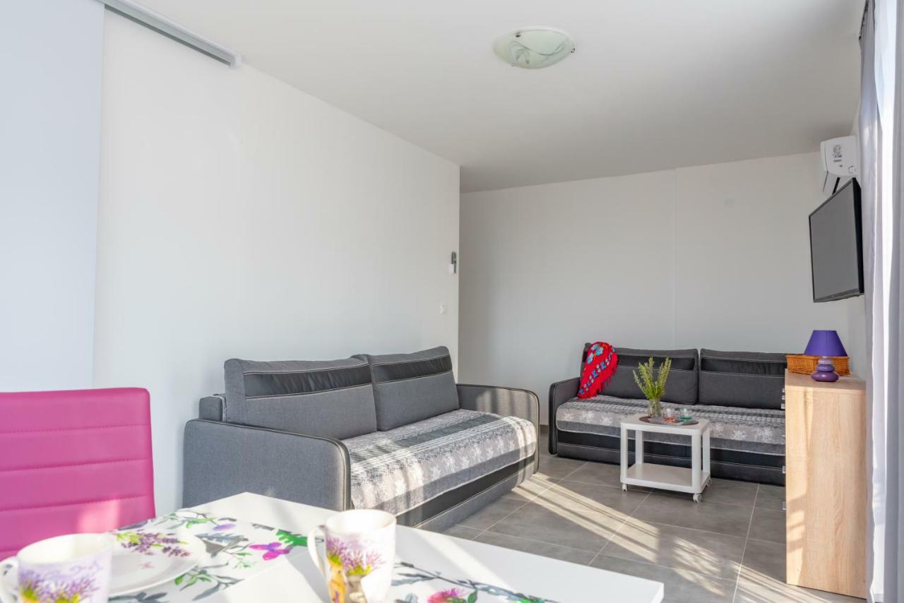Apartmani Dalmacjia Гребастика Экстерьер фото