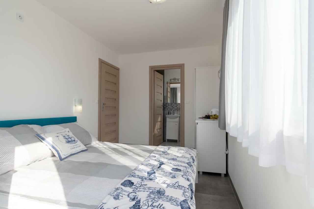 Apartmani Dalmacjia Гребастика Экстерьер фото