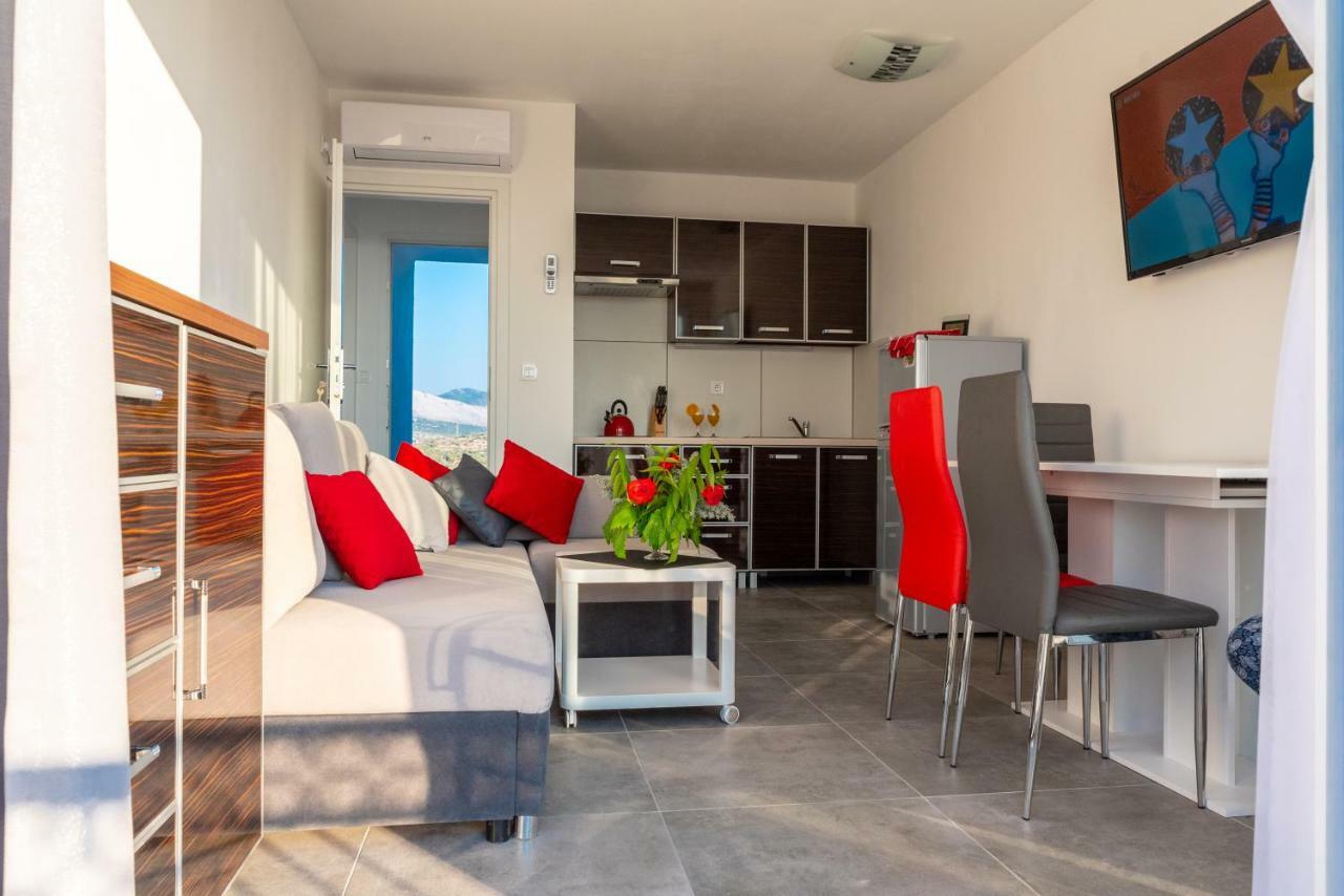Apartmani Dalmacjia Гребастика Экстерьер фото