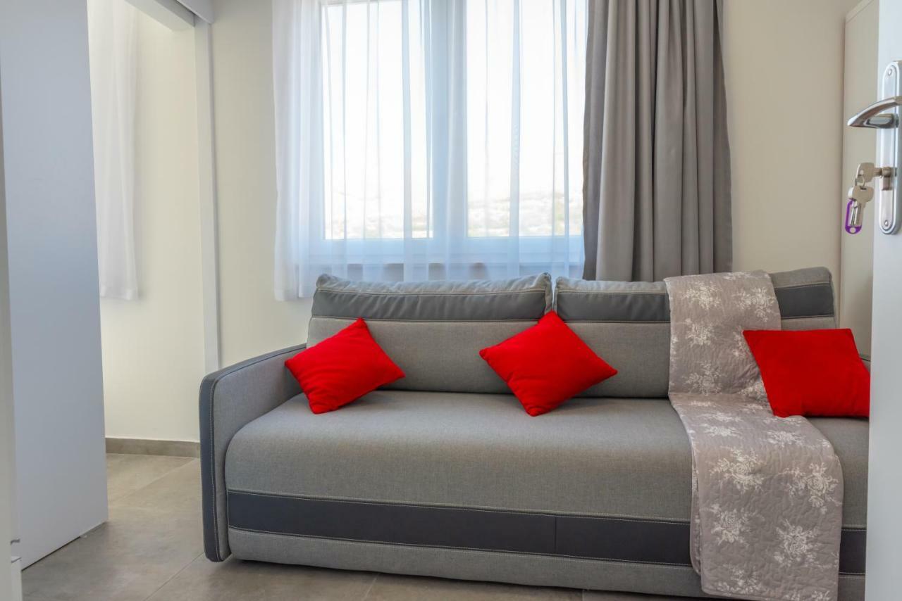 Apartmani Dalmacjia Гребастика Экстерьер фото