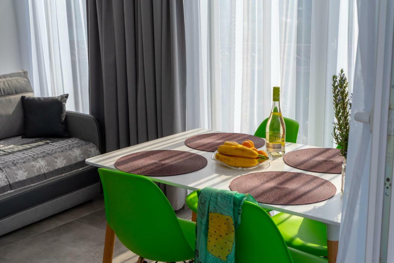 Apartmani Dalmacjia Гребастика Экстерьер фото